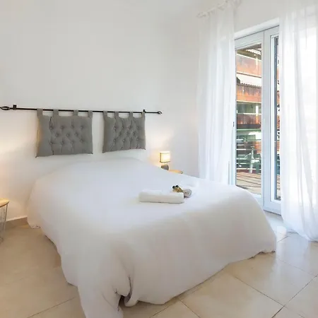 Appartamento Robert Soleau Bright Design Flat Center Of *