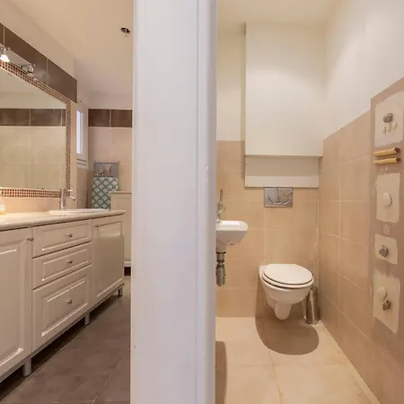 Apartment Robert Soleau Bright Design Flat Center Of *