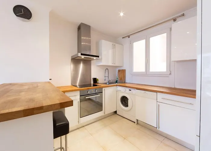 Apartment Robert Soleau Bright Design Flat Center Of Antibes